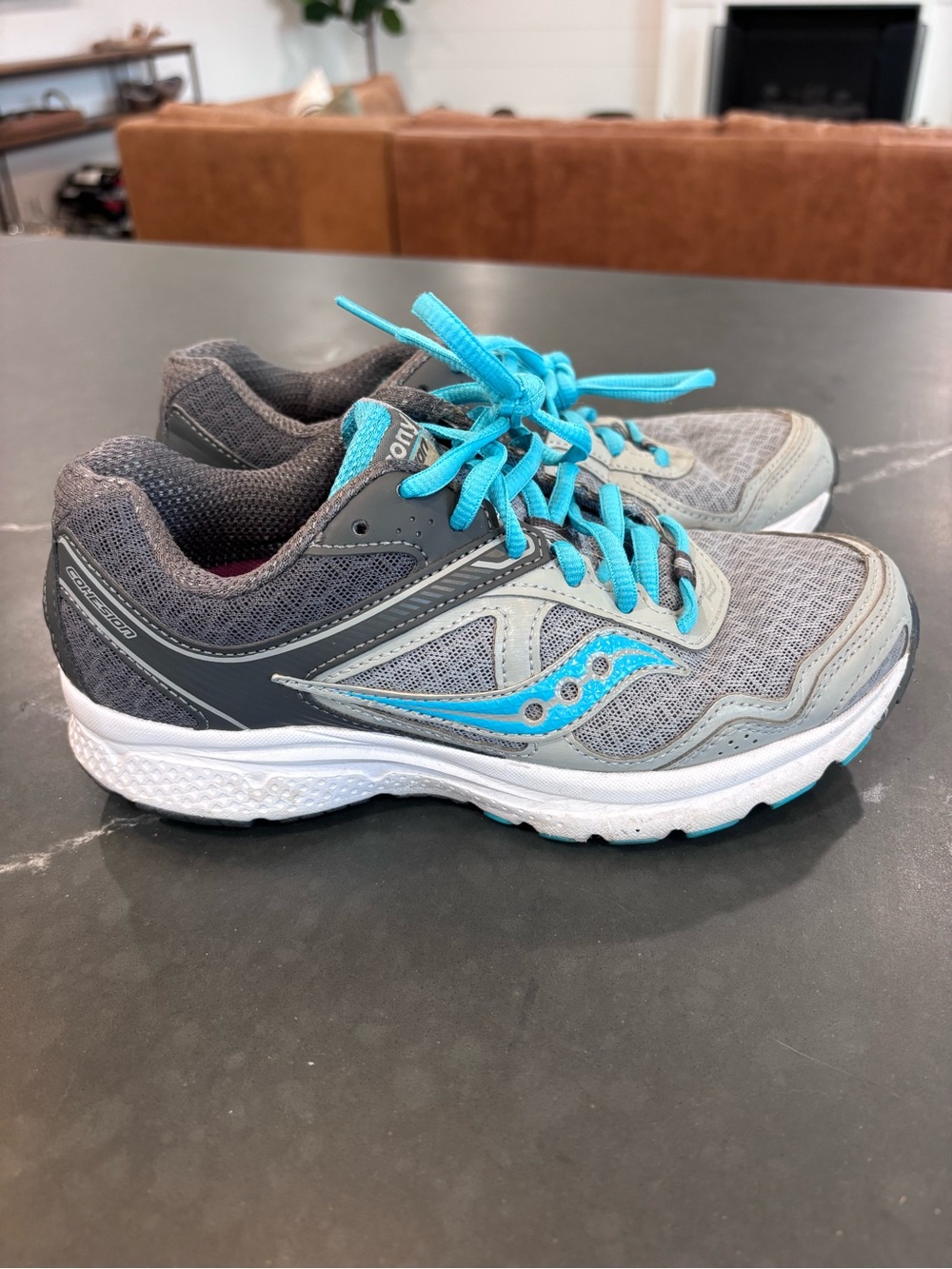 Saucony Women's Cohesion 10 Gray Running Sneakers Size 6